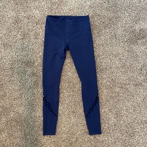 Alo Entwine Leggings